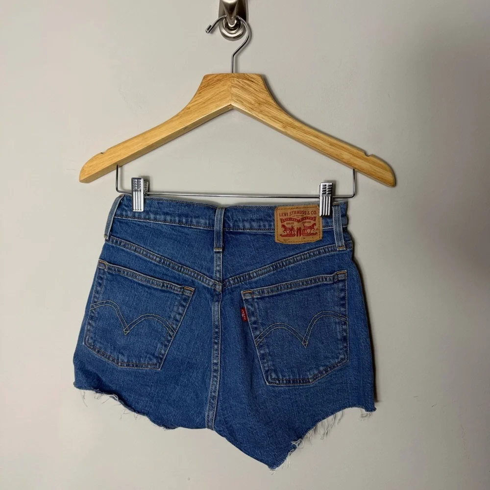Levis 501 Denim Cut Off Jean Shorts Button Fly High Rise Size 25 *101